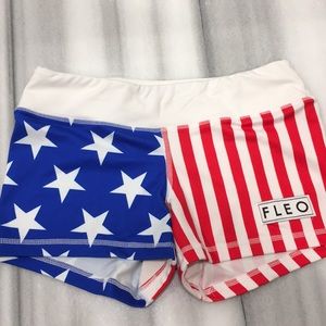 Fleo size small. Lightly used.